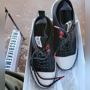 Sneakers by Bikkembergs! 😎
